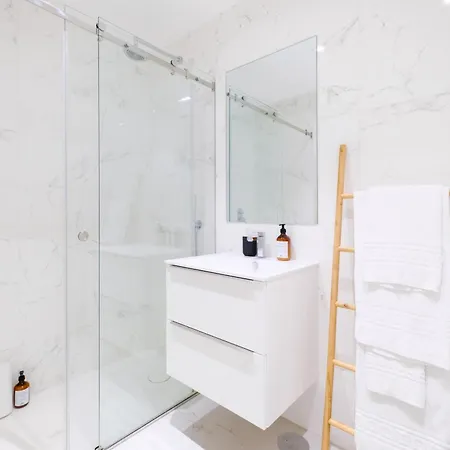 Unique Antas Park アパート ポルト