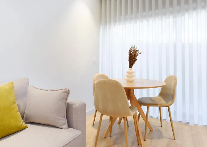 Unique Antas Park Apartment Porto